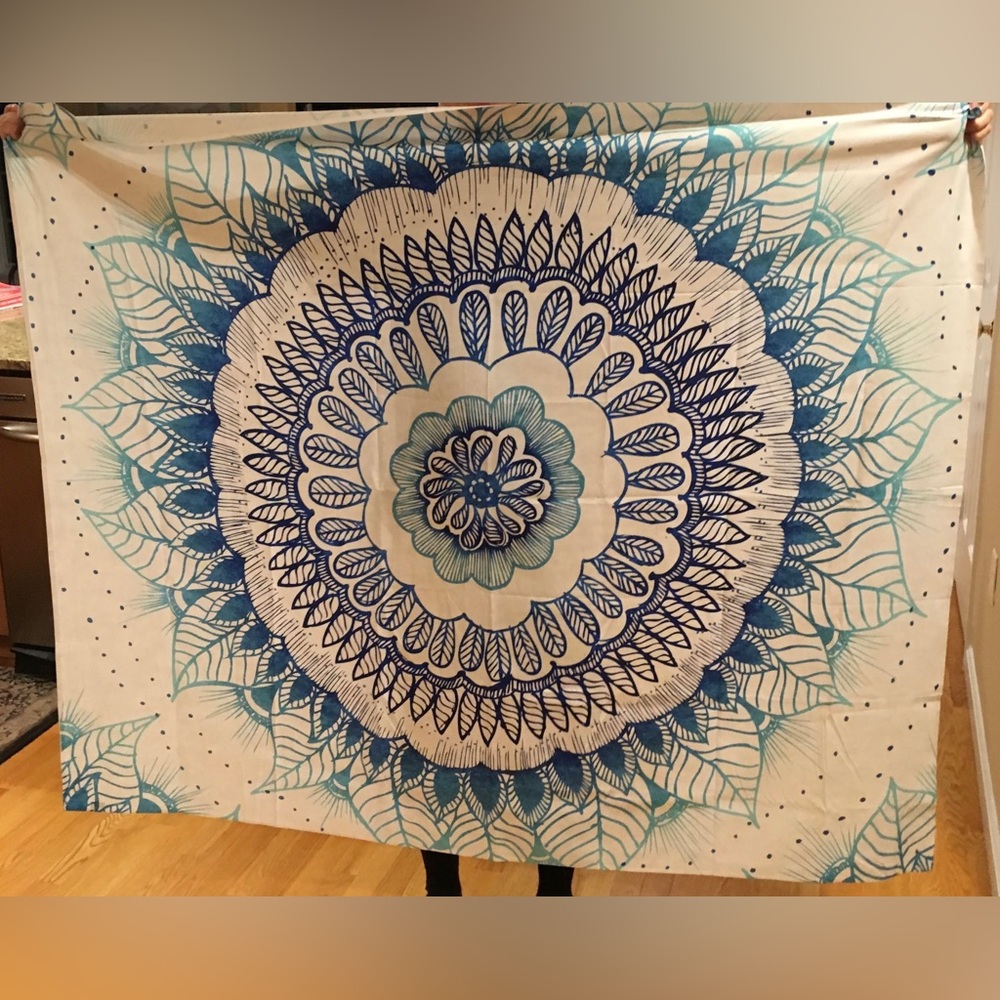 BLUE FLORAL TAPESTRY